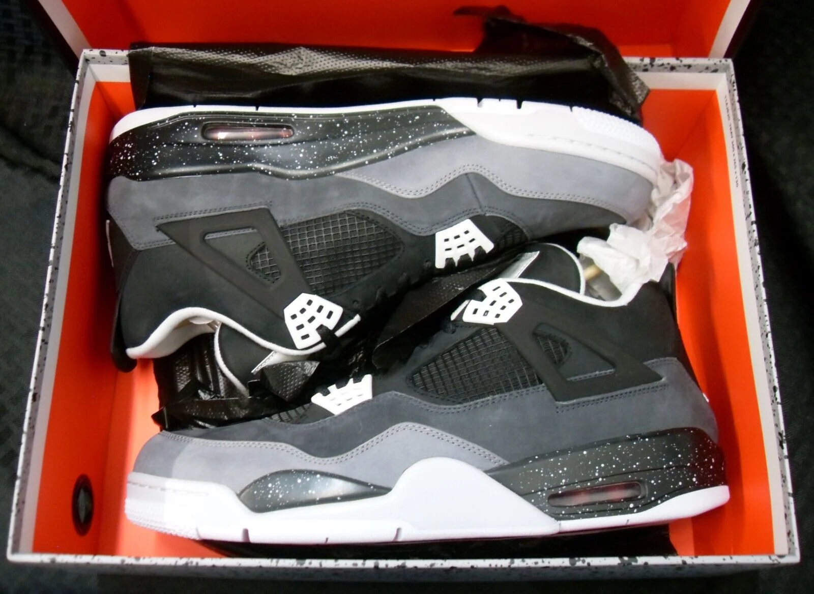 Air Jordan 4 Retro 'Fear' photo review