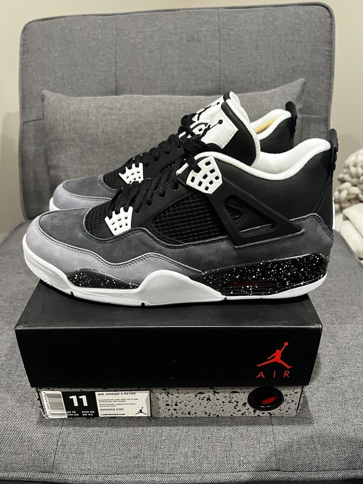 Air Jordan 4 Retro 'Fear' photo review