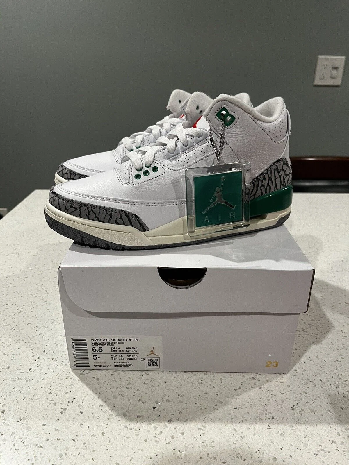 Air Jordan 3 Retro 'Lucky Green' photo review
