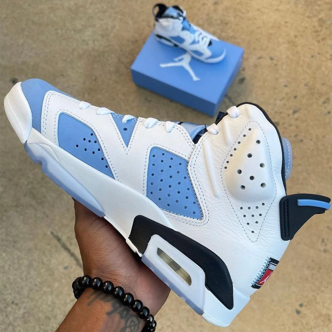 Click to view full screen Air Jordan 6 Retro 'UNC Home' photo review