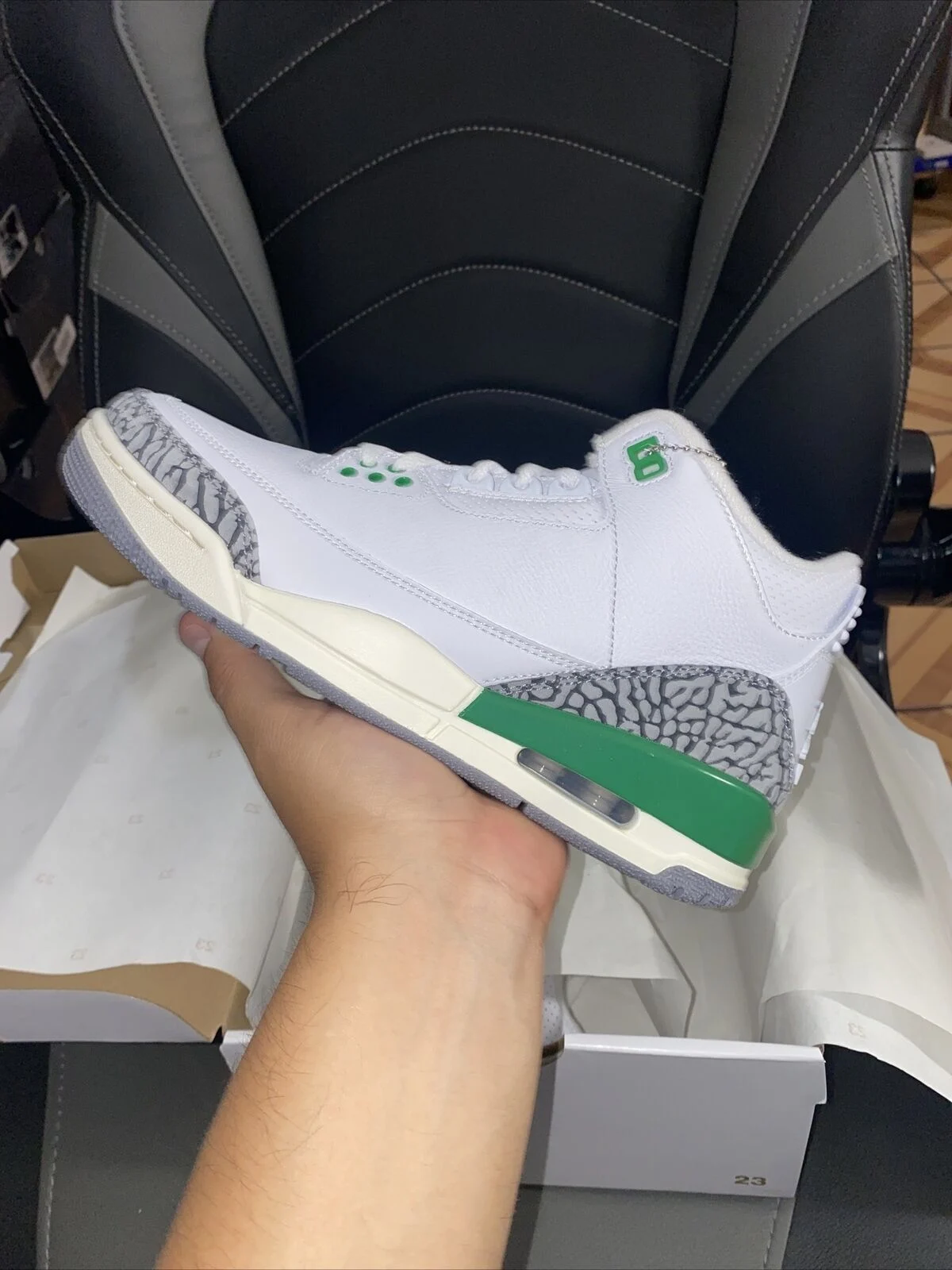 Click to view full screen Air Jordan 3 Retro 'Lucky Green' photo review