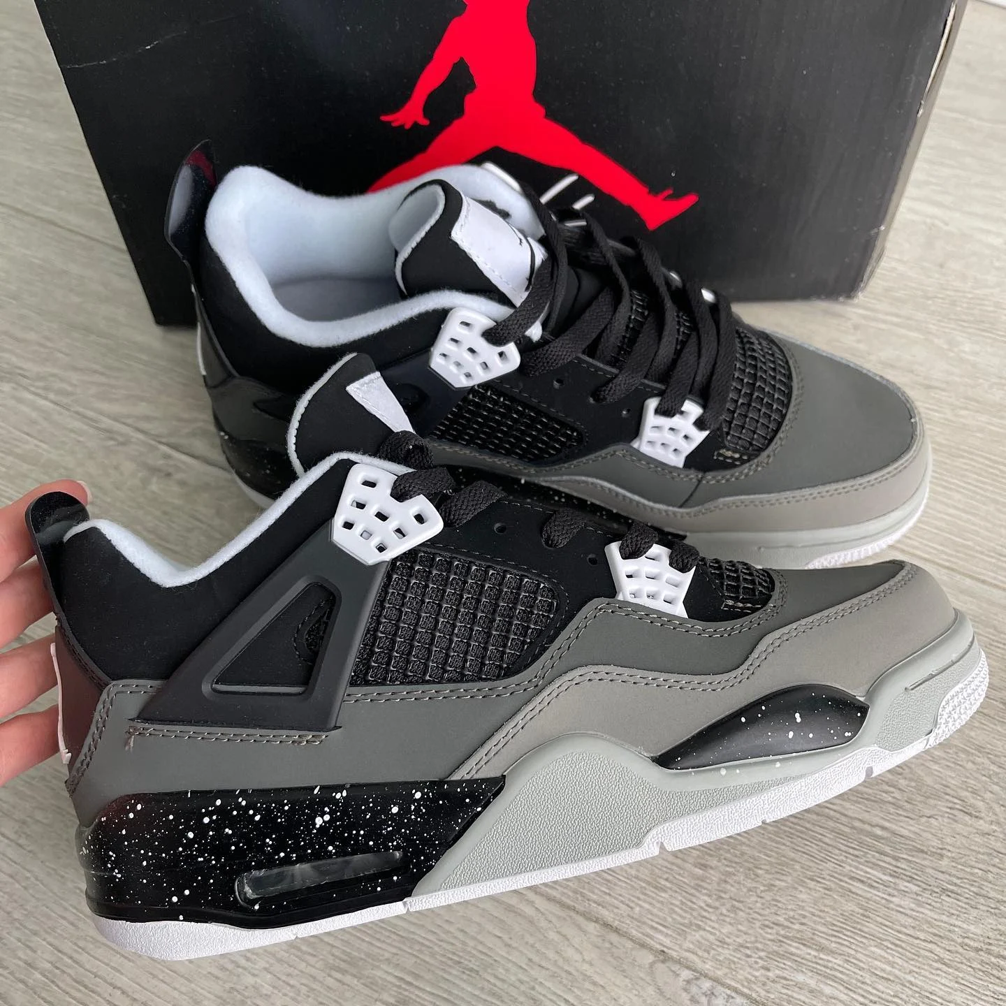 Air Jordan 4 Retro 'Fear' photo review