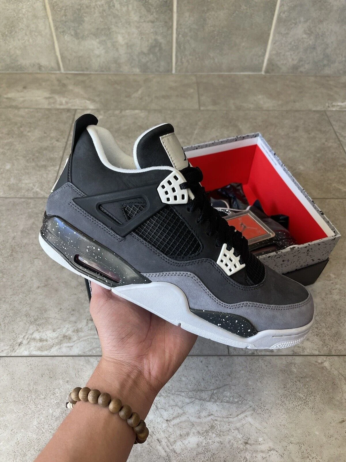 Click to view full screen Air Jordan 4 Retro 'Fear' photo review