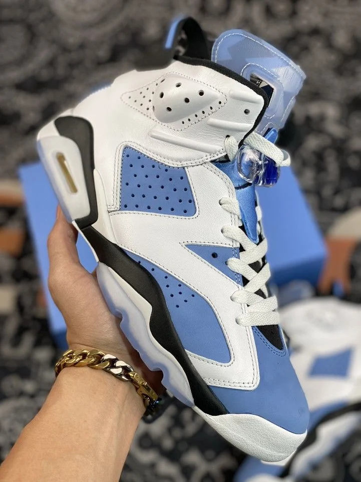 Air Jordan 6 Retro 'UNC Home' photo review