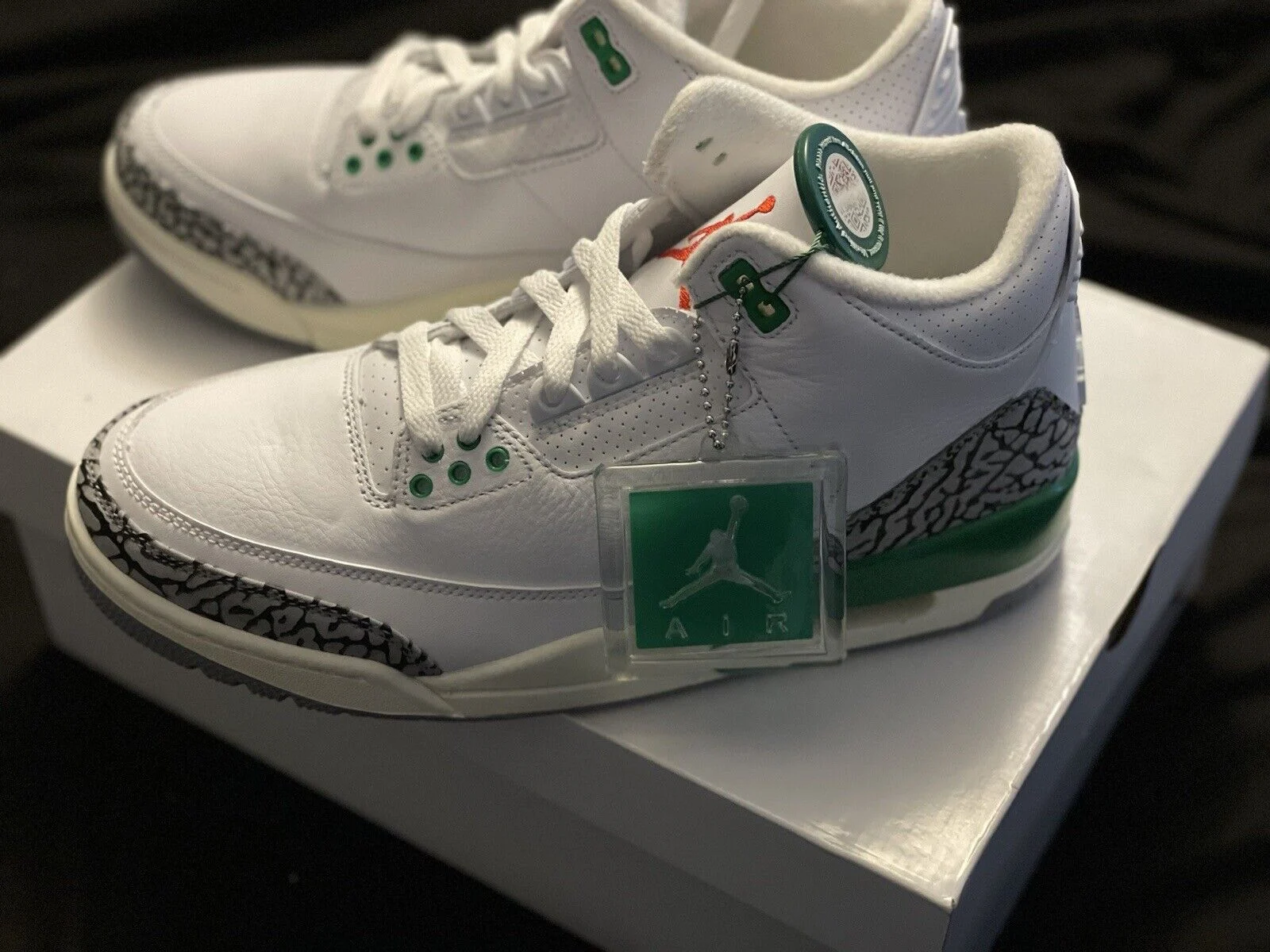 Air Jordan 3 Retro 'Lucky Green' photo review